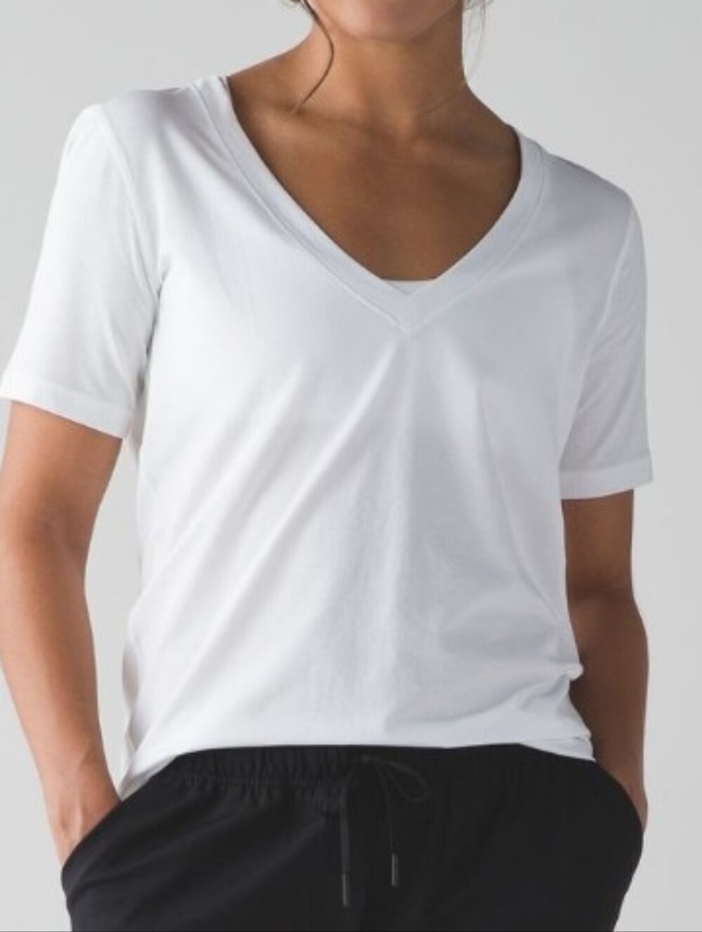 Lululemon Love V-Neck Short Sleeves Tee Shirt White Size Medium